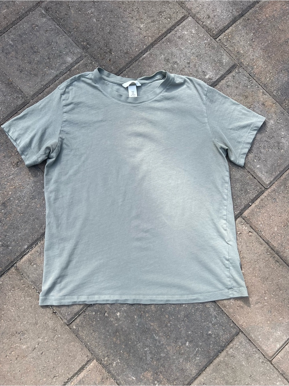 EUC H&M Vintage Green Women’s Tee Medium